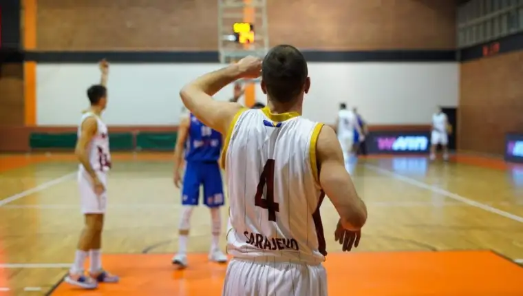 Bosna 11
