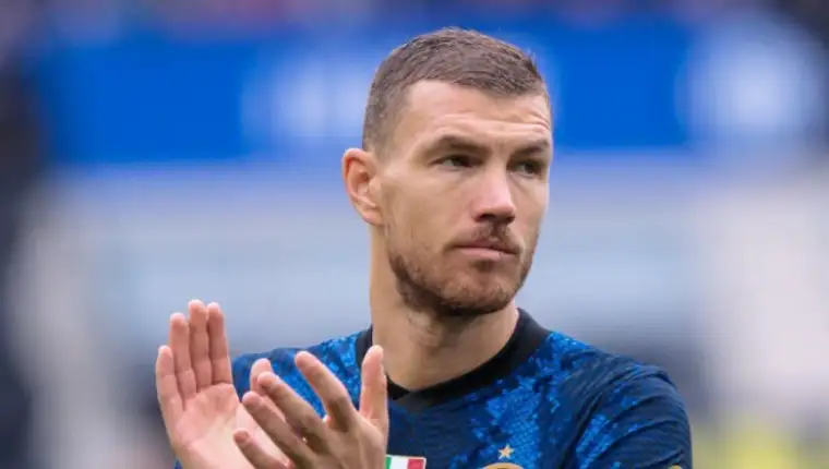 Dzeko800