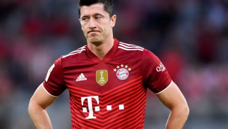 Lewa 8
