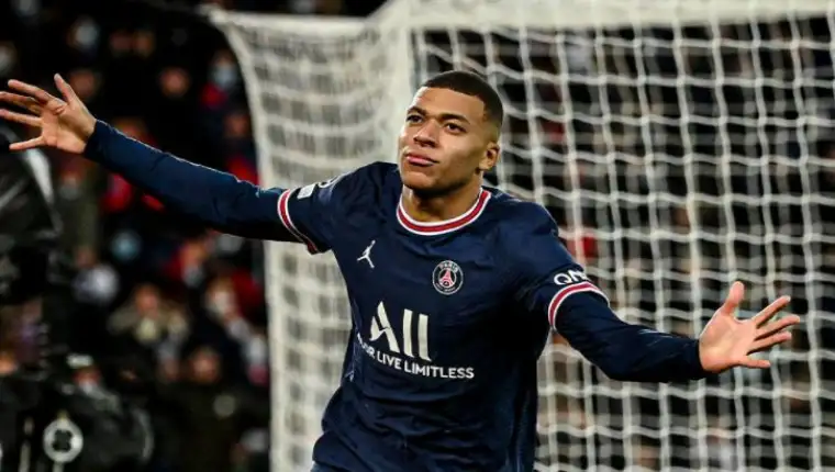 Mbappe 1 5