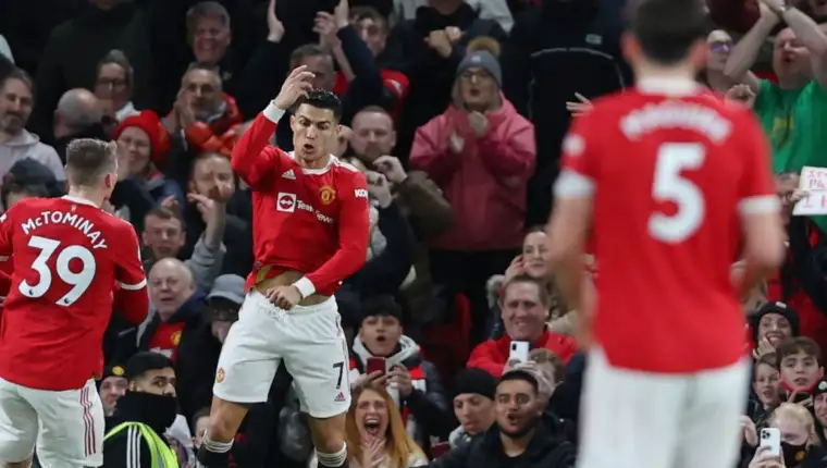 Ronaldo 3 4