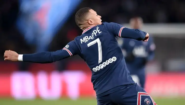 Mbappe 4