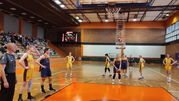 Play off3