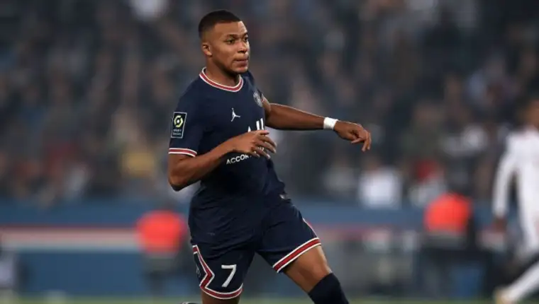 Mbappe 5