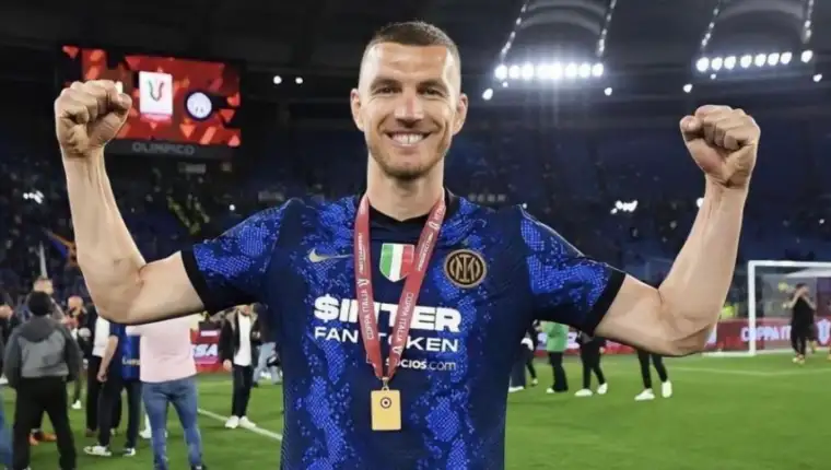 Dzeko44
