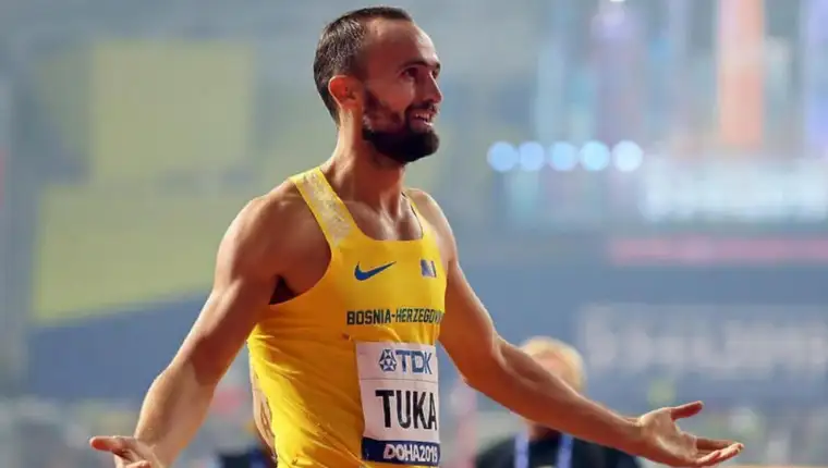 Tuka454