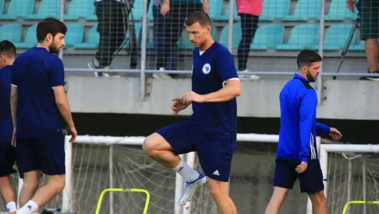 Dzeko pijani