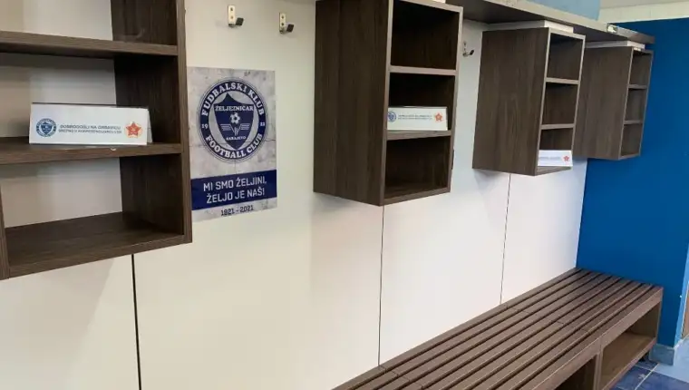 Velez 9 3