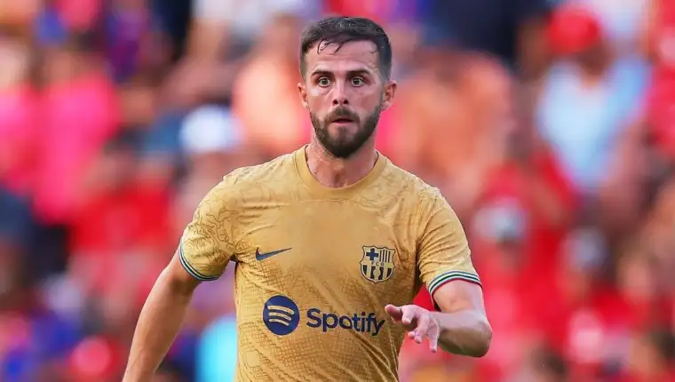 Pjanic14
