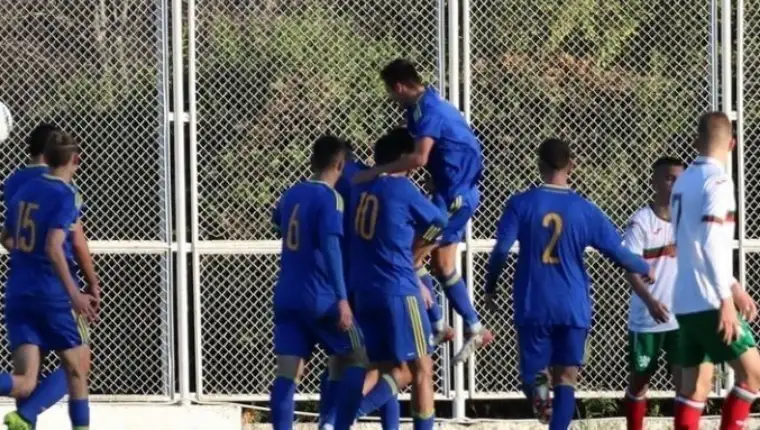 Juniori fudbal