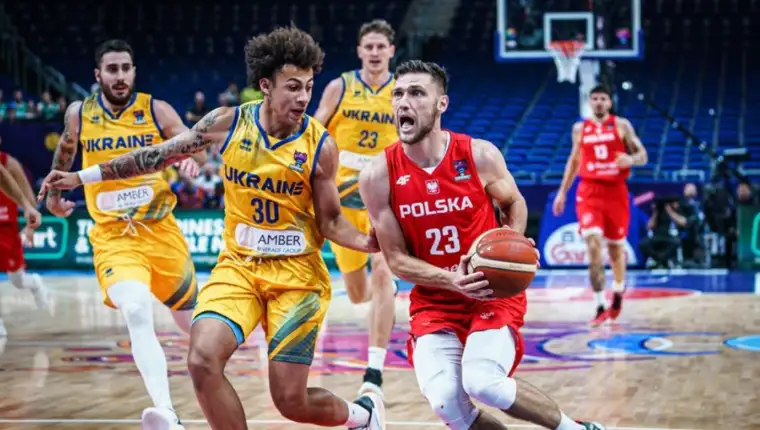 Poljska
