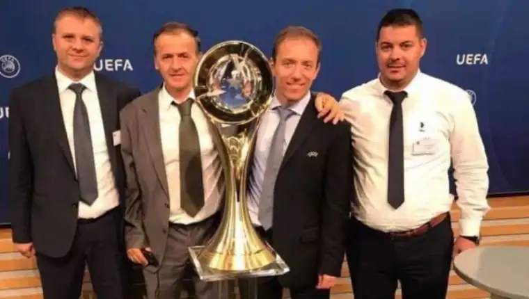 Stakloradliga prvaka