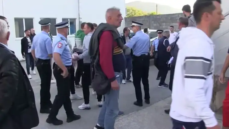 Policija
