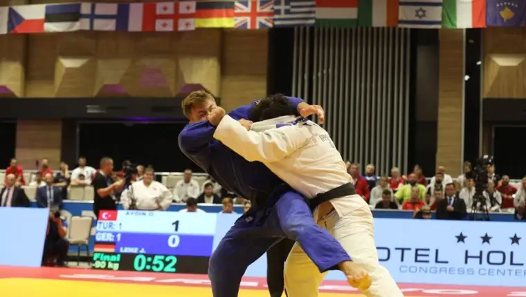 Judo44