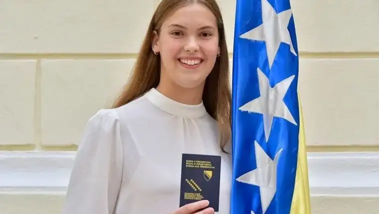 Lana pudar1