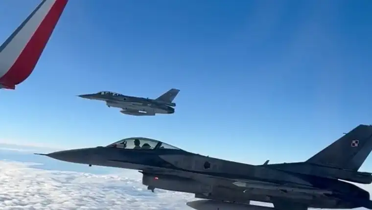 F16