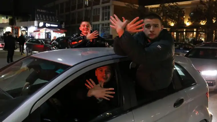 Kosovari