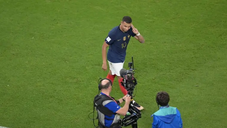 Mbappe 3