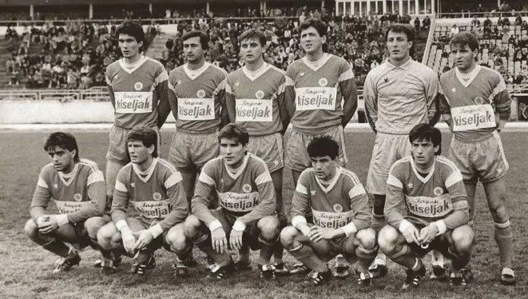 Velez osamd