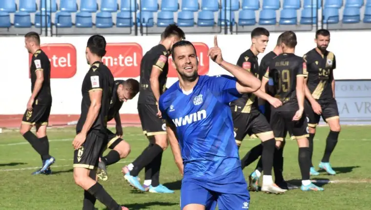 Handzic1 2