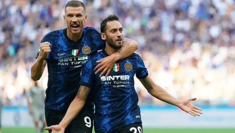 Hakan calhanoglu dzeko
