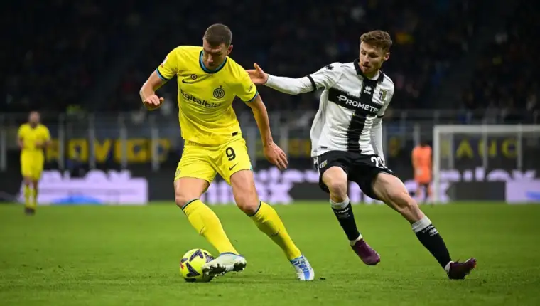 Dzeko25