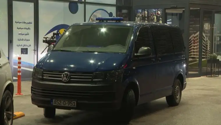 Auto policija1