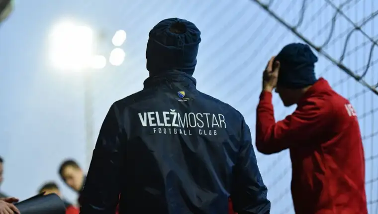 Velez 13