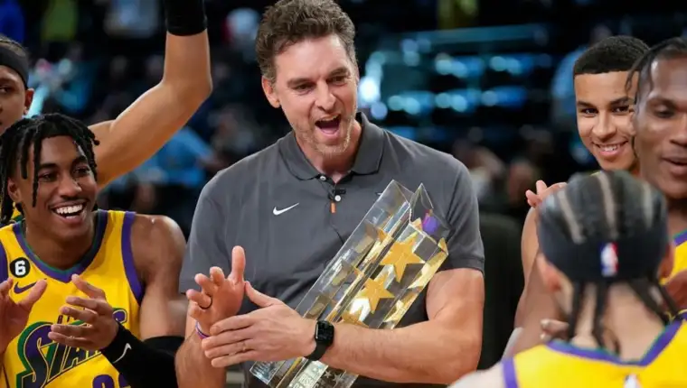 Pau