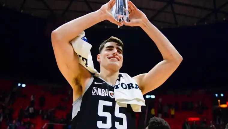 Luka garza mvp