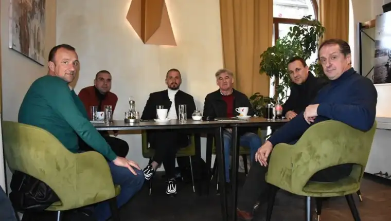Hadzibeeg i janjos