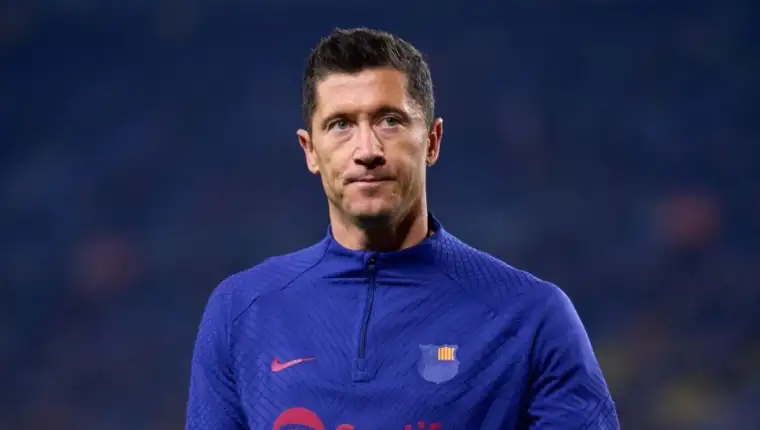 Robert lewa