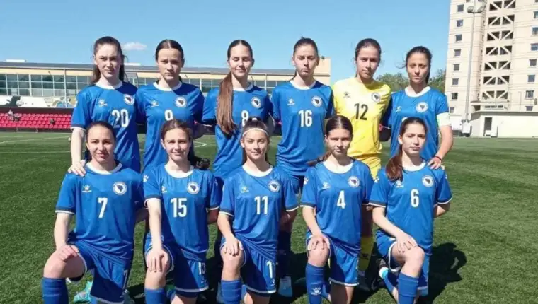 Zenska u 16