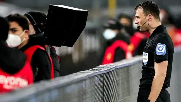 Bundesliga var