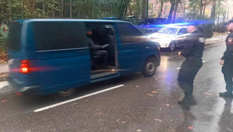 Policija