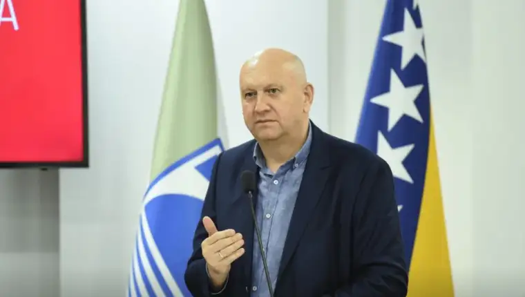 Senad kevelj velez