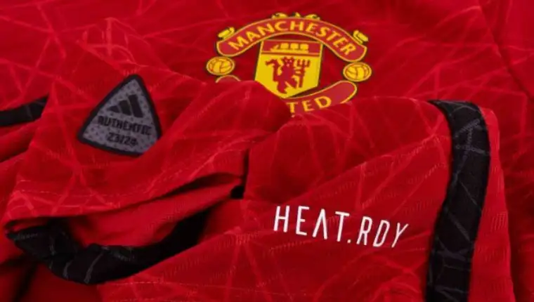 Manchester united adidas