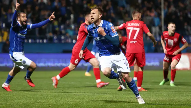 Slika 06 zeljeznicar velez