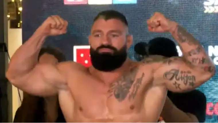 Tomo