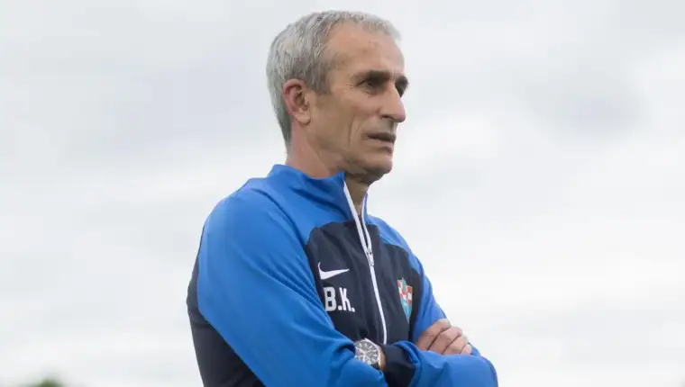 Branko akra