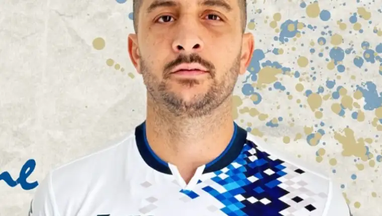 Manolas