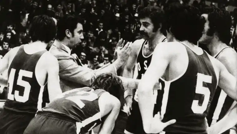 001 glavna bosna partizan 1974 e1732040884927