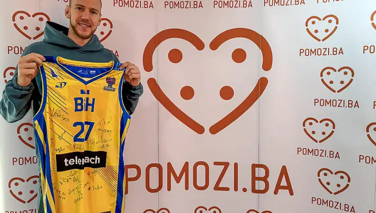 Adin vrabac pomozi ba