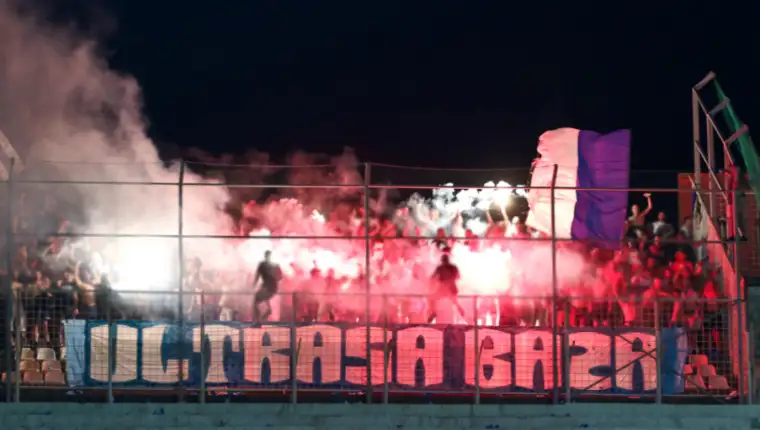 Manijaci mostar