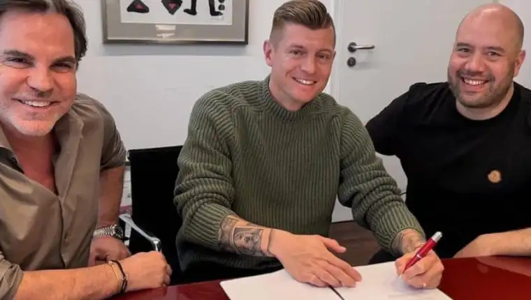 Kroos 851x1024 1 e1742393274779