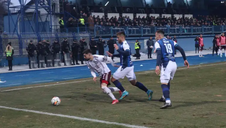 Derbi 11