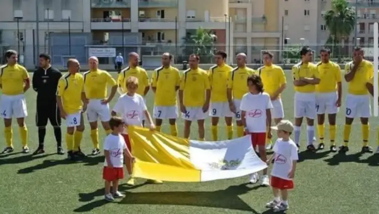 Vatikan naslovna