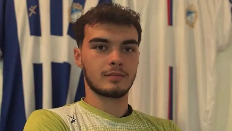 Adel duskaj
