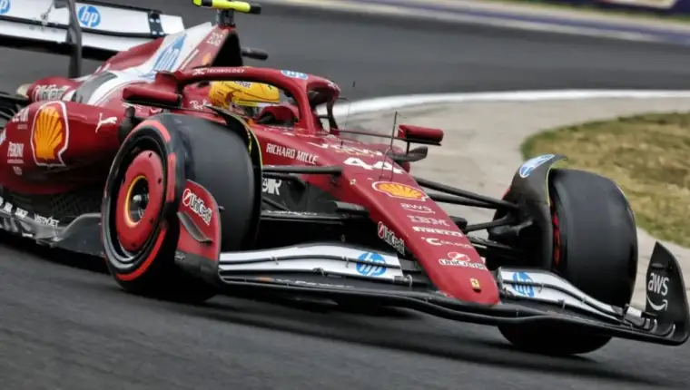 Ferrari hamiltooon