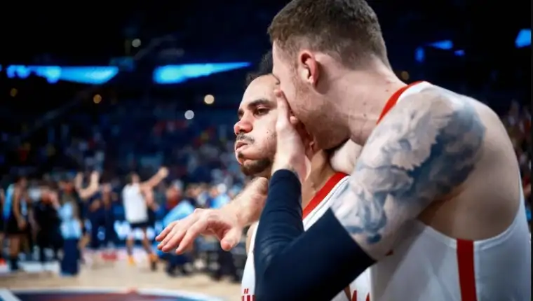 Shane larkin turska